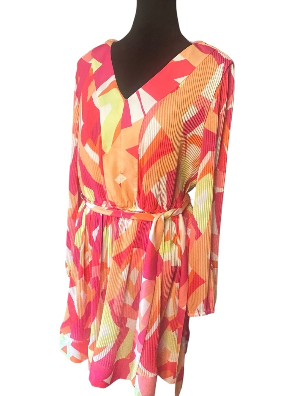 Nicole Miller New York Pleated Geometric Mini Dress – Size Medium